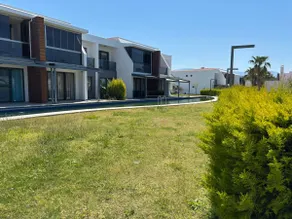 850m to the sea, Detached House with Pool, Shopping Mall in Front - Image 2