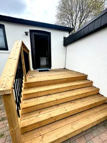 3BR home w/ patio - Image 5