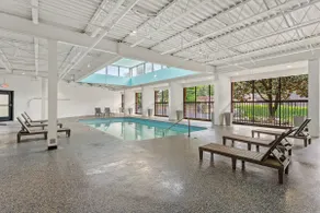 1Br w/Pool&Sauna Near Memphis City - Image 2