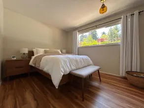 South Hills Guesthouse - Image 5