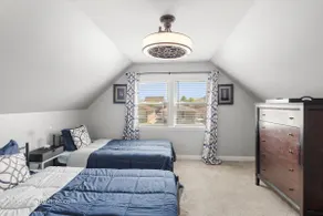 Evergreen Park 4 bd/3 BA w/Theater, Gym, & Parking - Image 2