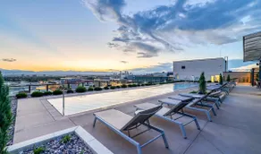 Luxury Escape | Prime Location | Stunning Views - Image 2