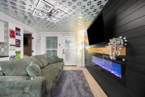 Music Themed BNB | Disco Lights | Fire Pit Lounge - Image 5