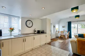 Appartement de vacances convivial et familial avec barbecue et jardin | Avec animaux autorisés - Image 3