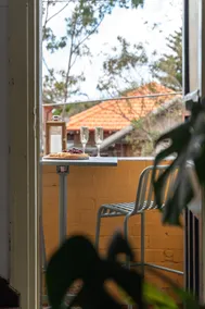 Oceanview Art Deco Retreat Next to Coogee Beach - Image 4