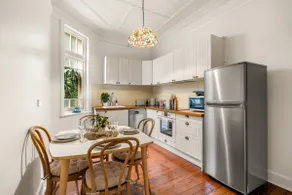 Oceanview Art Deco Retreat Next to Coogee Beach - Image 5