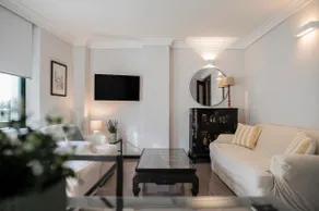 Two-Bedroom Apartment with a View in the City Center - Image 3