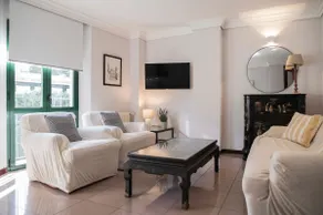 Two-Bedroom Apartment with a View in the City Center - Image 2