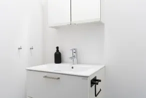 3-Bedroom Apartment w Workspace & Balcony - Image 5