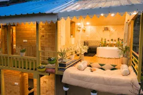 Cloud Bed & Hot Tub Retreat in Jibhi Pine Forest - Image 2