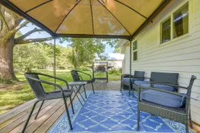 Boho Home w/ Deck & Yard in Republic, Pets Welcome - Image 2