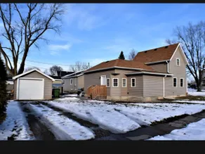 Cozy 3BR Retreat w/ Fireplace, Patio + Dog Run - Image 5