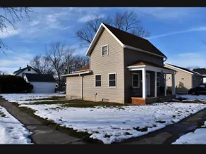 Cozy 3BR Retreat w/ Fireplace, Patio + Dog Run - Image 4