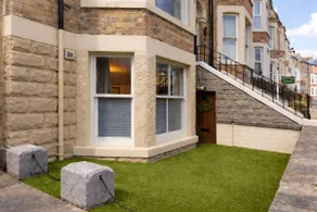 THE COURTYARD by Roccos Retreats with FREE parking and own entrance - Image 3