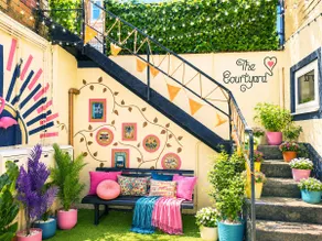 THE COURTYARD by Roccos Retreats with FREE parking and own entrance - Image 2
