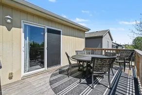 Designer 4BR Retreat | Sleeps 8 | 2 Car Garage - Image 4