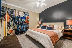 Designer 4BR Retreat | Sleeps 8 | 2 Car Garage - Image 3