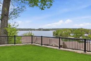 Perfect Lake Escape Near Bagnell Dam Strip - Image 2