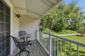 3BR Home for 8 | Near Portage Lakes + Yard - Image 5