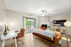 Luxury on a Budget - King Bed - Ultra Wi-Fi - Pool - Image 2