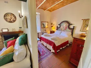 Tuscan Charm – Veranda overlooking the greenery and nearby spas - Image 2