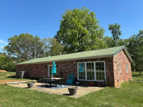 The Hearthside Haven: A Relaxing Rural Getaway - Image 3