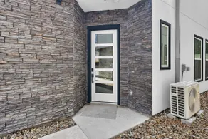 Sophisticated Home, Office, Galleria & NRG - Image 5
