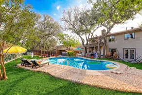 Elegant Escape - Sleeps 14 - Games Pool Fire Pit - Image 3