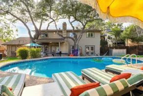 Elegant Escape - Sleeps 14 - Games Pool Fire Pit - Image 2