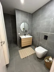 Self-contained 50 m² 2-bedroom apartment – Swiss/Geneva border - Image 3