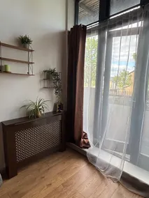 Bright, Spacious, Newly Renovated Apartment - Image 5