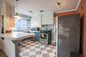 Junebug : Home in The Heights - Image 4