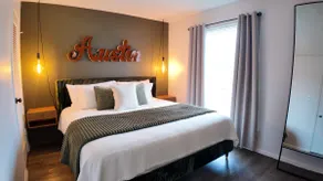 Hyde Park Luxury | Near UT, Downtown, King Bed - Image 2