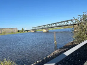 Nature & tranquility on the Elbe dike – beautiful 2-room apartment - Image 3