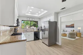 Modern 3BR Dublin - Office, Laundry & Private Yard - Image 5
