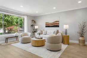 Modern 3BR Dublin - Office, Laundry & Private Yard - Image 3