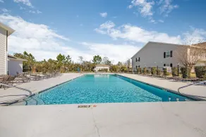 Colony Club - Image 3