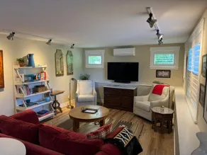 Relaxing Bainbridge Island Retreat - Image 2