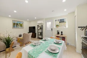 Luxurious 2BR Garden Suite | Cozy & Fully Equipped - Image 2