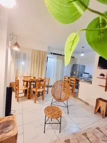 Beach Bungalow - Image 3