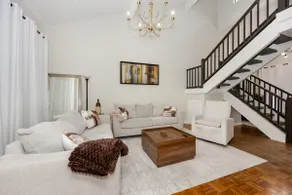 Redstick Retreat-Beautiful Home with Yard Near LSU - Image 3