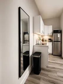 Modern Retreat | Private Entrance + Free Parking - Image 3