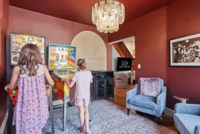 Historic ADA Home | 2 Blocks to Square + Parking - Image 2