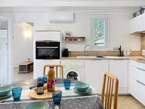 Le Clos des Tamaris: 2-bedroom, A/C, Wi-Fi, terrace, pool - Image 5