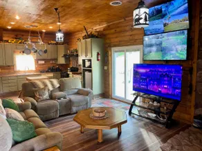 National Park Cabin | Hot Tub | Pets Welcome - Image 2