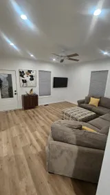 Modern Luxe in Historic Old Town 5-Min from Campus - Image 2
