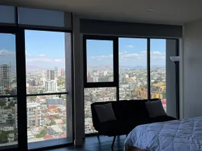 Exclusive Sky Apartment w / Jacuzzi & Pool - Image 4