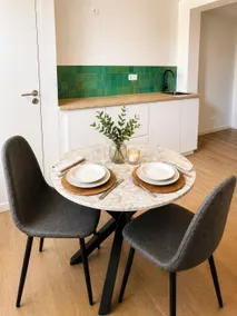 Bright Designer Apartment Sint-Niklaas Center - Image 3