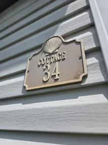Steps to pool• short drive to pier• off causeway - Image 3
