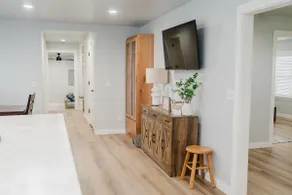 Blondies Lodge - Image 3
